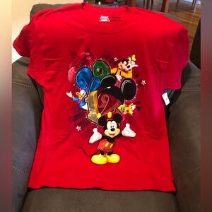 Disneyland Walt Disney World 2012 Men’s Red T Shirt size Large